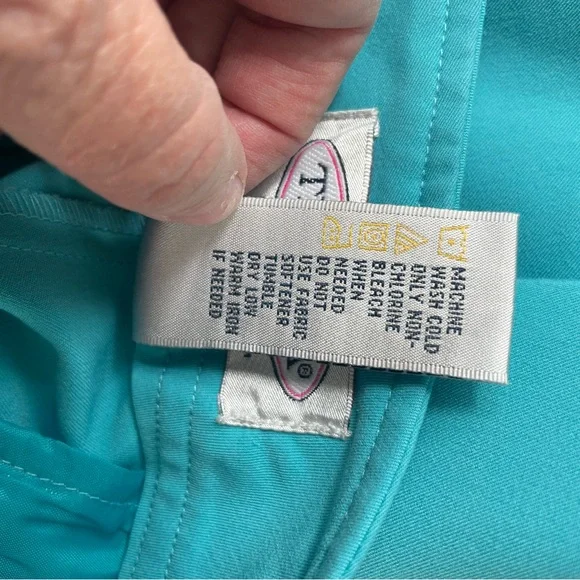 Tehama Women's Blue‎ Golf Shorts, Size 8 - Picture 5 of 5